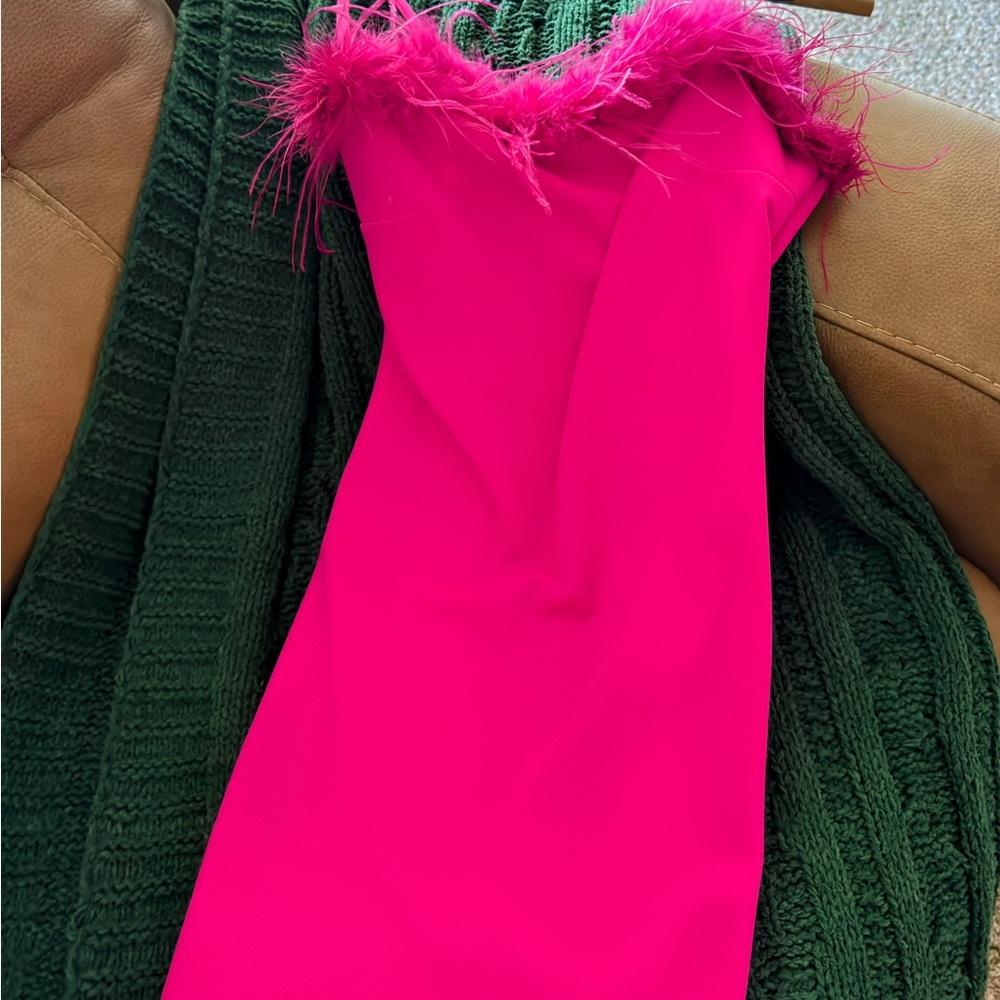 B. Darlin Pink Feather Trim Bodycon Mini Dress - Size 3/4